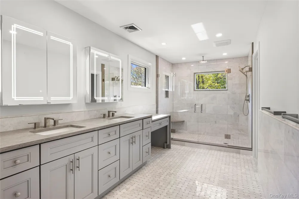 206 Beverly Road Huntington Station, NY 11746