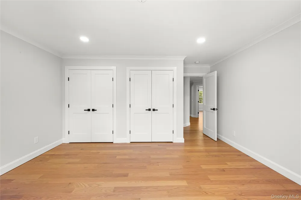 206 Beverly Road Huntington Station, NY 11746