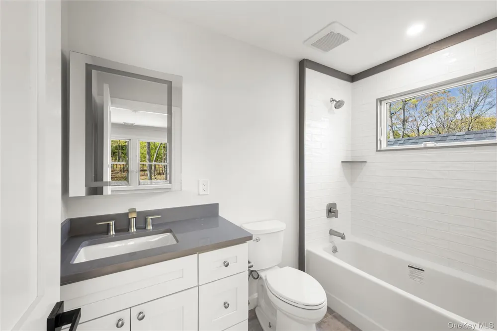 206 Beverly Road Huntington Station, NY 11746