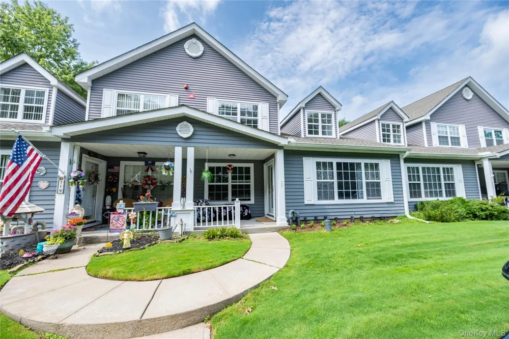 717 Spring Lake Drive Middle Island, NY 11953