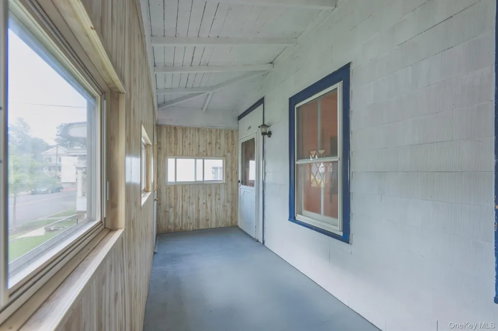 144 Henry Street Kingston, NY 12401