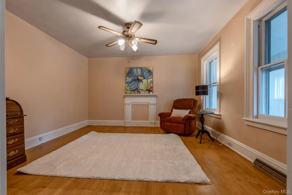 144 Henry Street Kingston, NY 12401