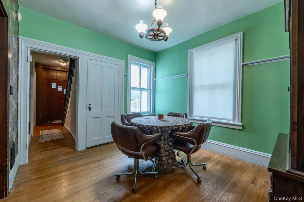144 Henry Street Kingston, NY 12401