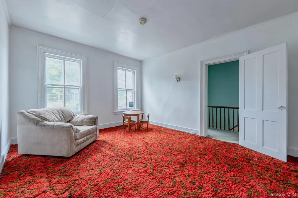 144 Henry Street Kingston, NY 12401