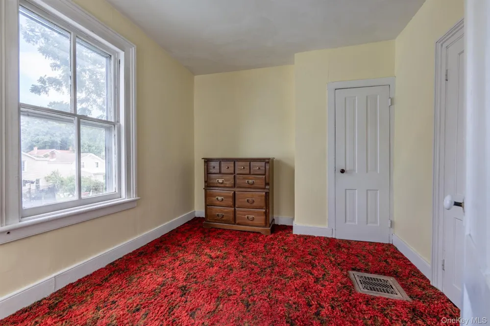 144 Henry Street Kingston, NY 12401