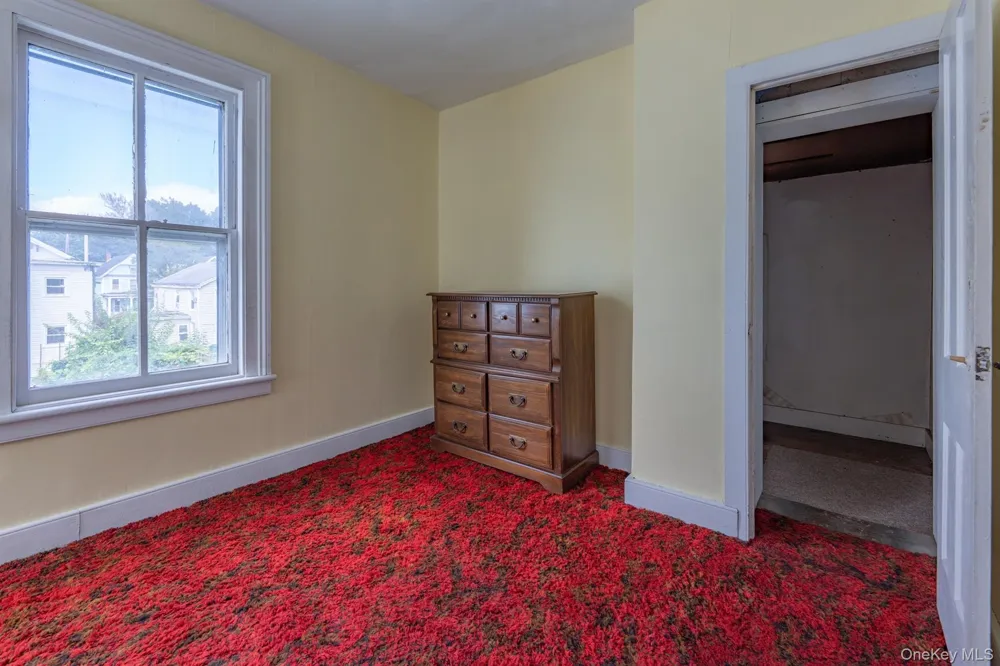 144 Henry Street Kingston, NY 12401
