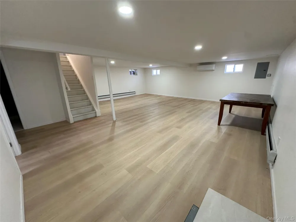 1839 Front Street East Meadow, NY 11554