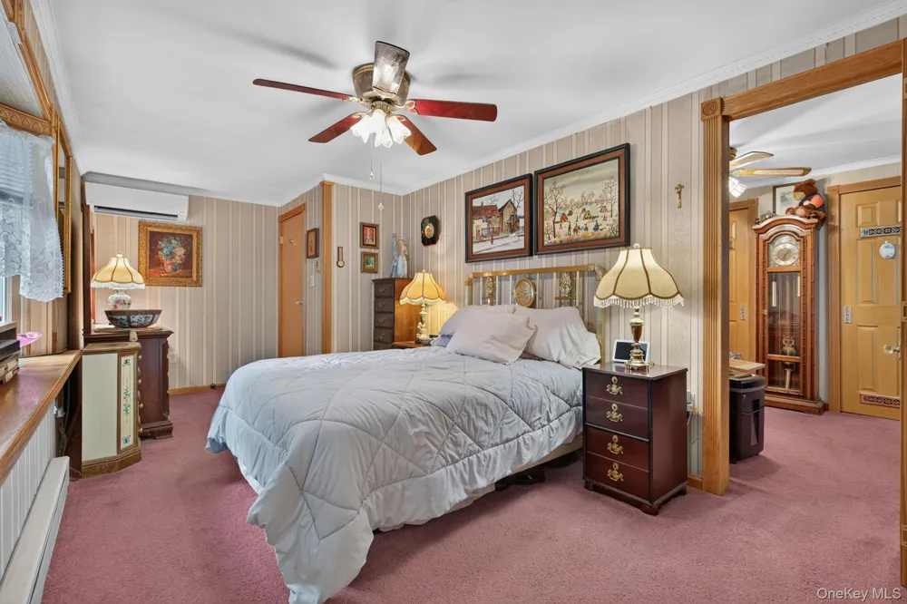 20 Sunset Circle Bloomingburg, NY 12721