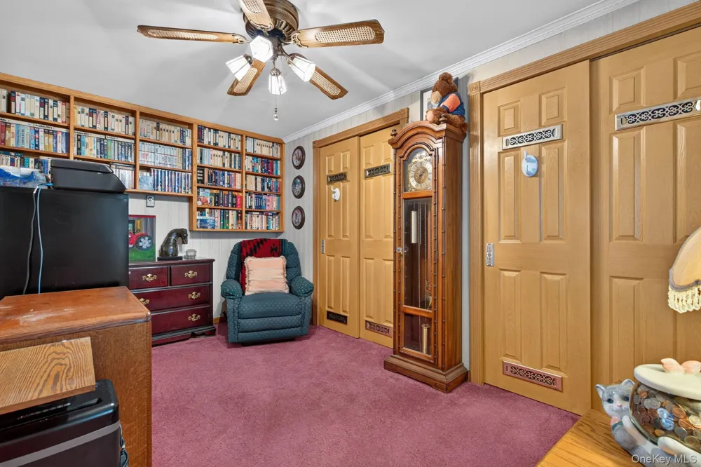 20 Sunset Circle Bloomingburg, NY 12721