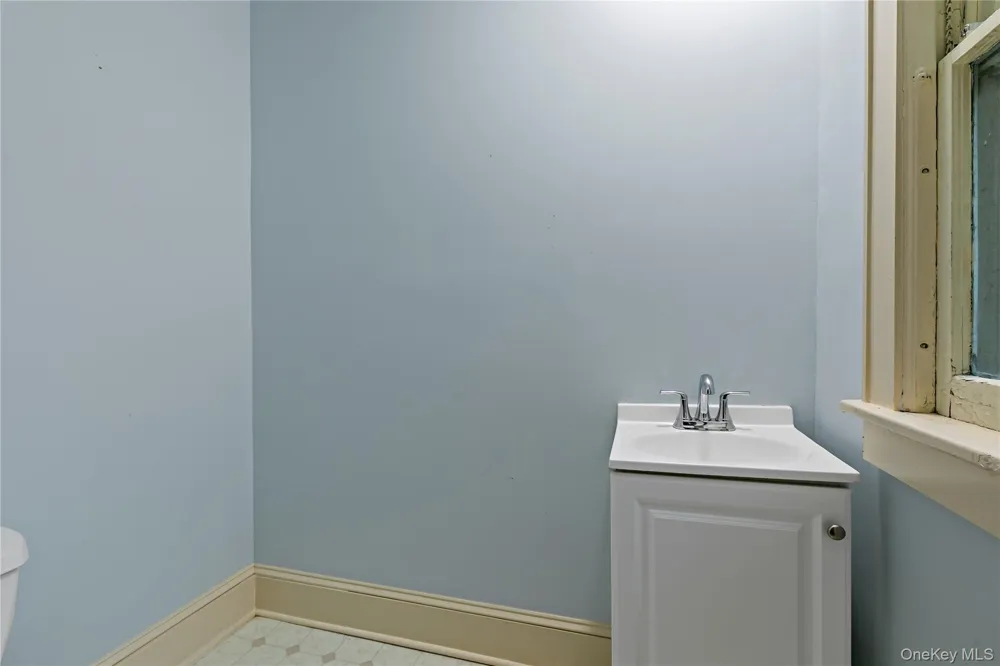 1 Sage Terrace Scarsdale, NY 10583