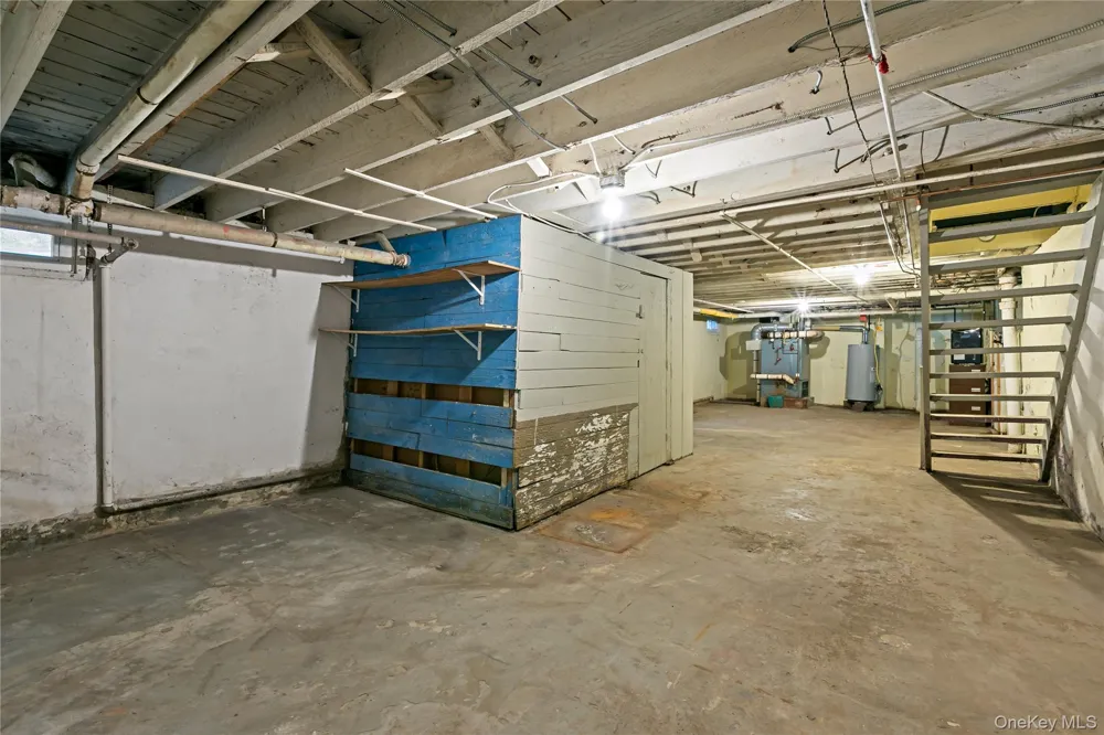 1 Sage Terrace Scarsdale, NY 10583