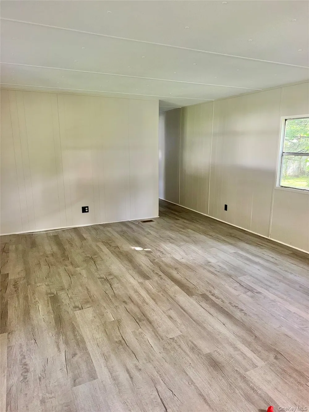 6 Oahu Lane New Paltz, NY 12561