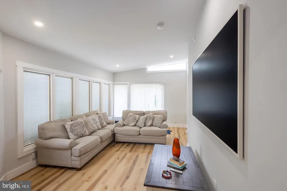 37 4TH STREET Laurel, MD 20707