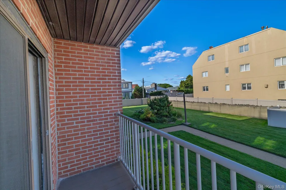 475 W Broadway #1A Long Beach, NY 11561
