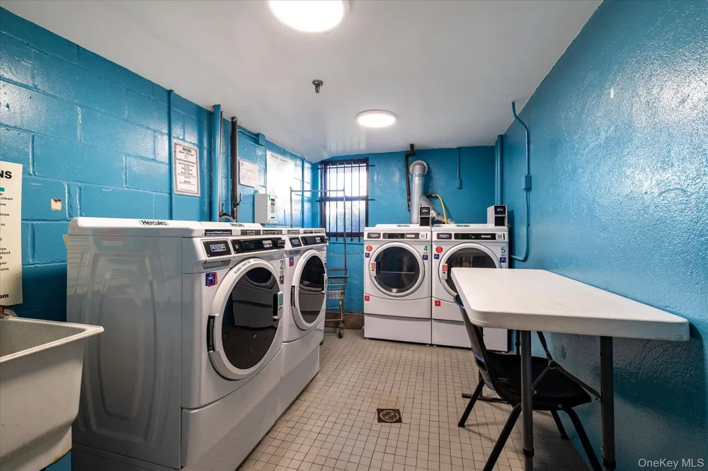 475 W Broadway #1A Long Beach, NY 11561