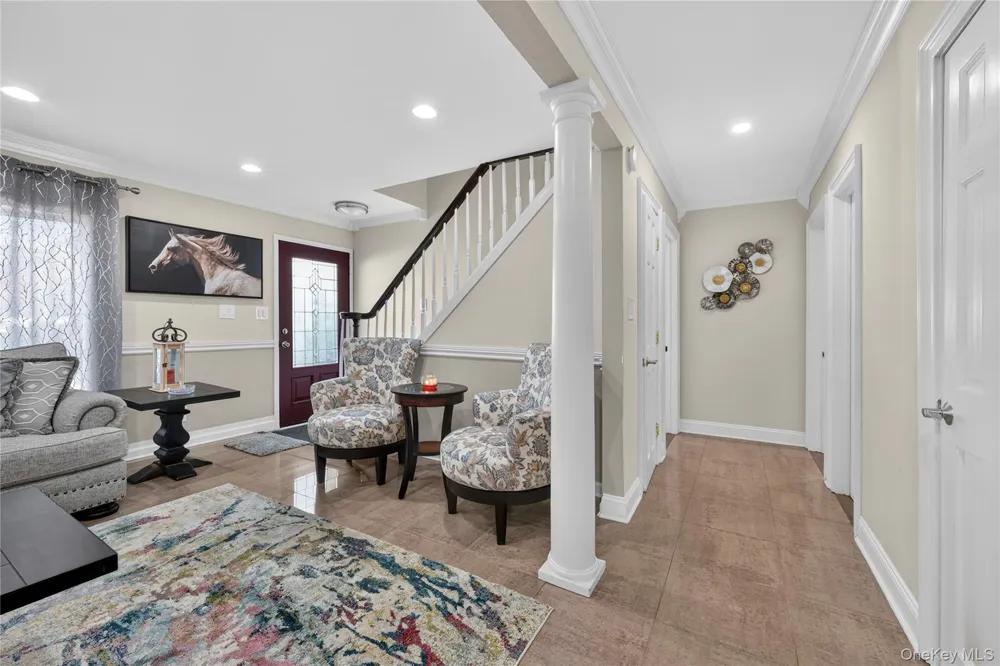 114 Southberry Lane Levittown, NY 11756