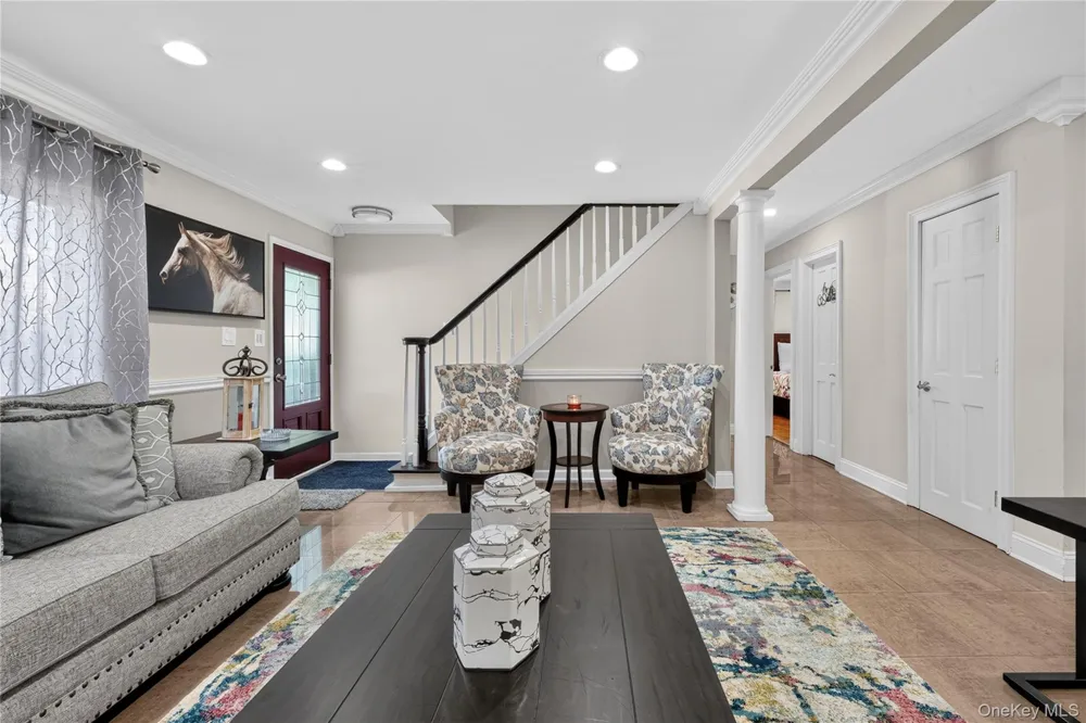114 Southberry Lane Levittown, NY 11756