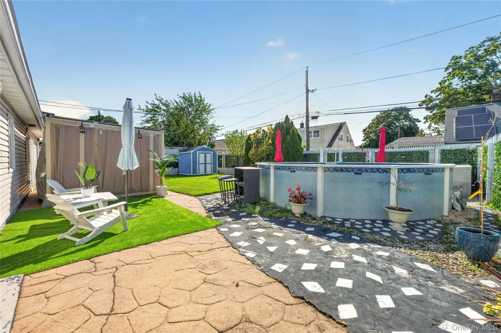 114 Southberry Lane Levittown, NY 11756