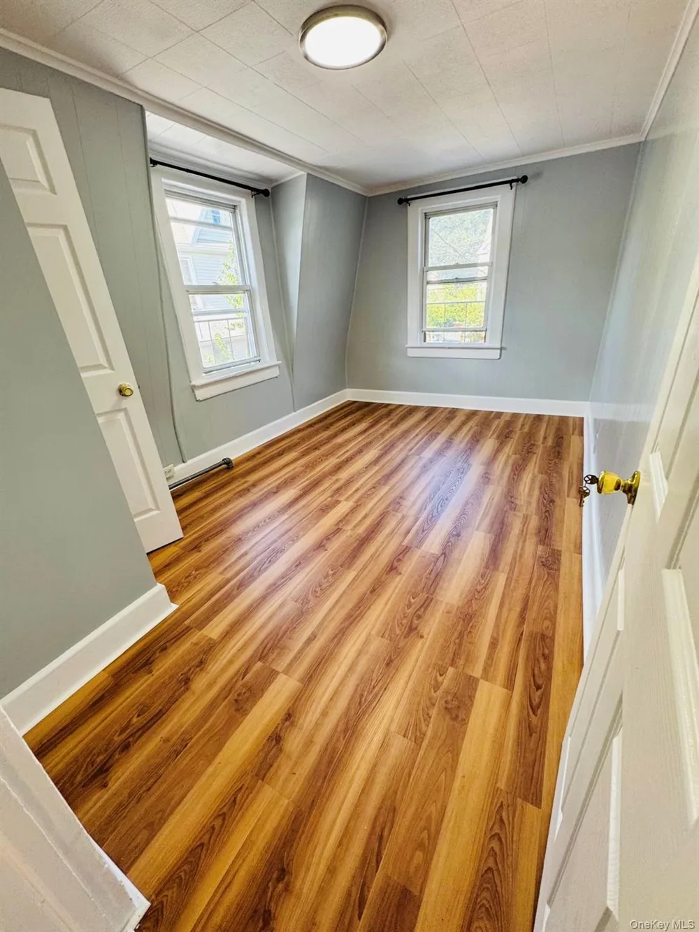 89-10 182nd Street #2nd floor Hollis, NY 11423