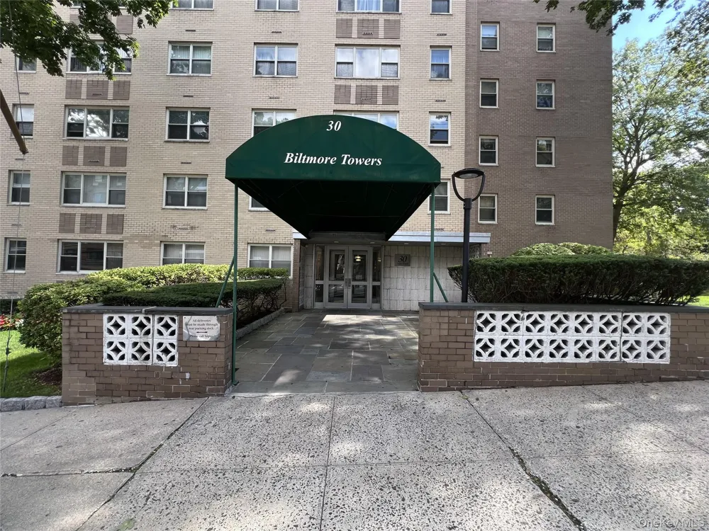 30 Lake Street #8D White Plains, NY 10603