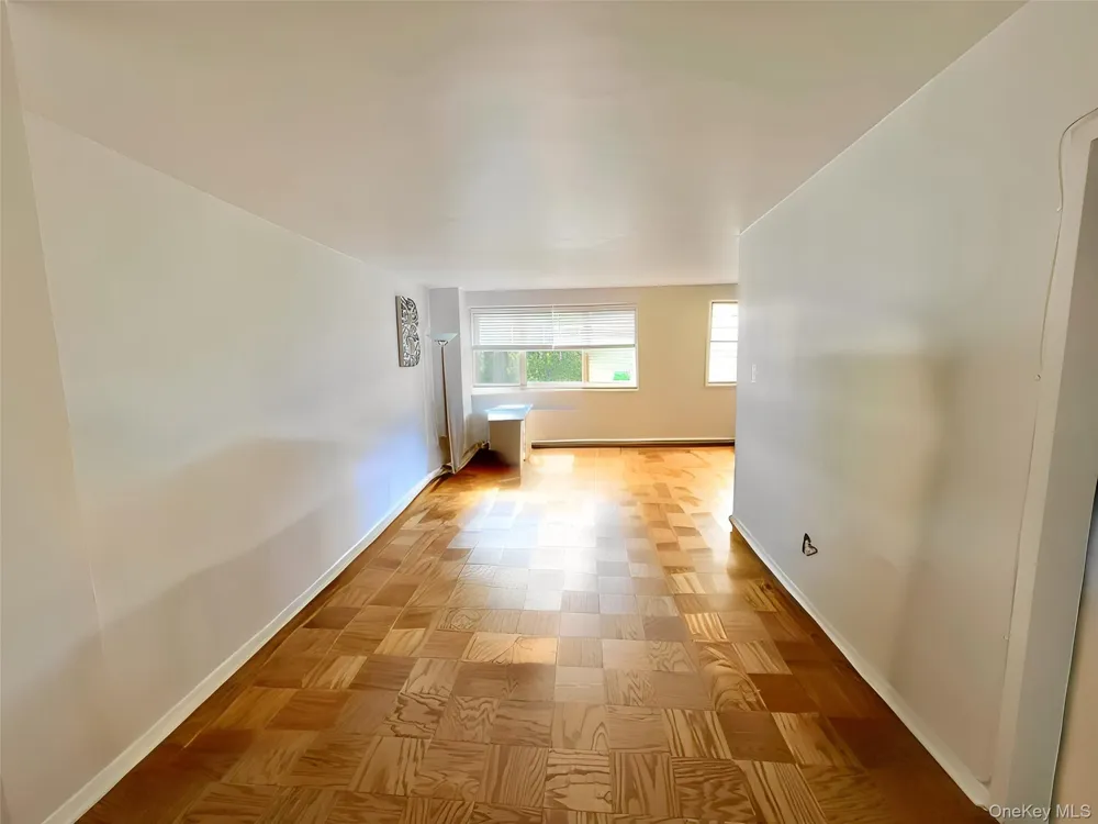 30 Lake Street #8D White Plains, NY 10603