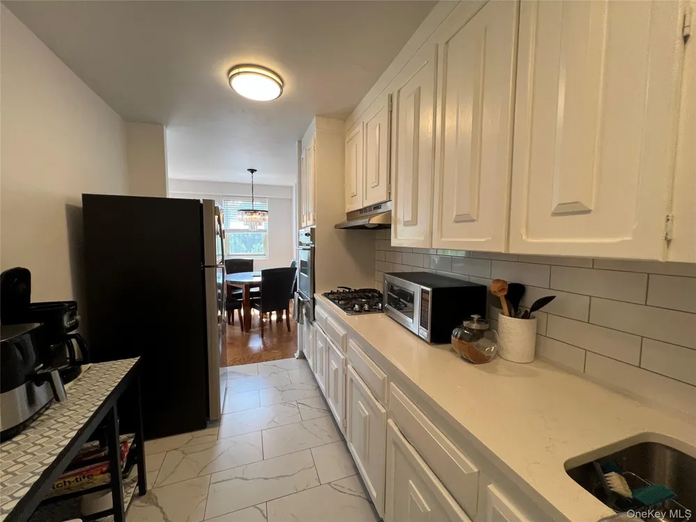 30 Lake Street #8D White Plains, NY 10603