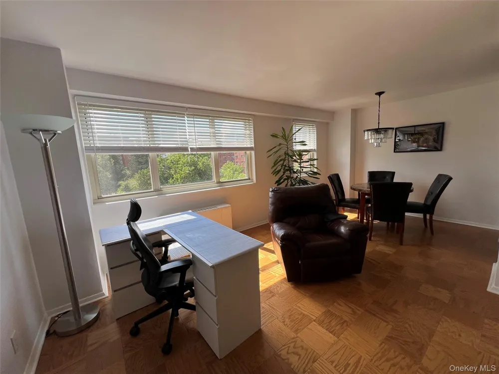 30 Lake Street #8D White Plains, NY 10603