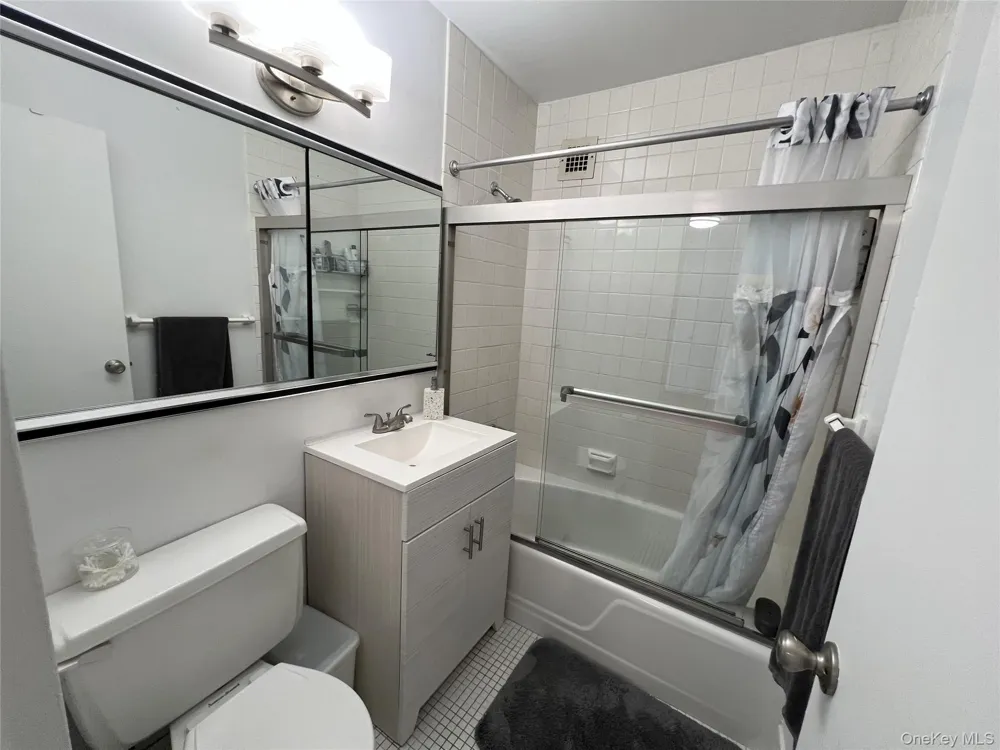 30 Lake Street #8D White Plains, NY 10603