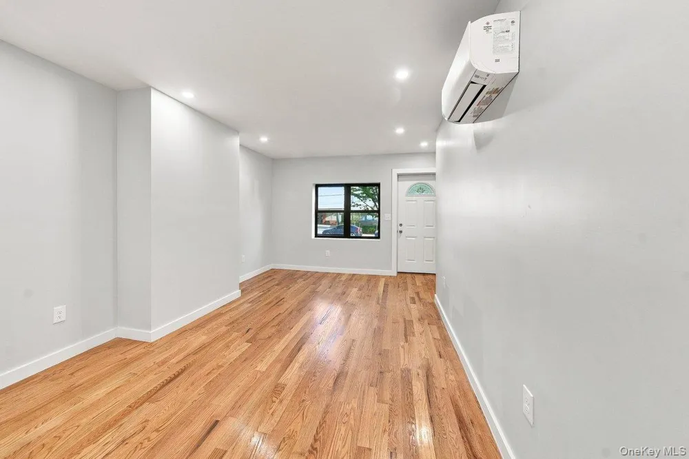 1978 Needham Bronx, NY 10466