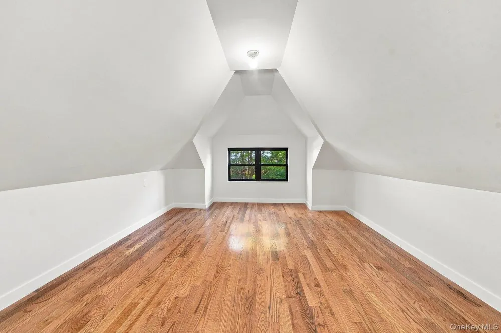 1978 Needham Bronx, NY 10466