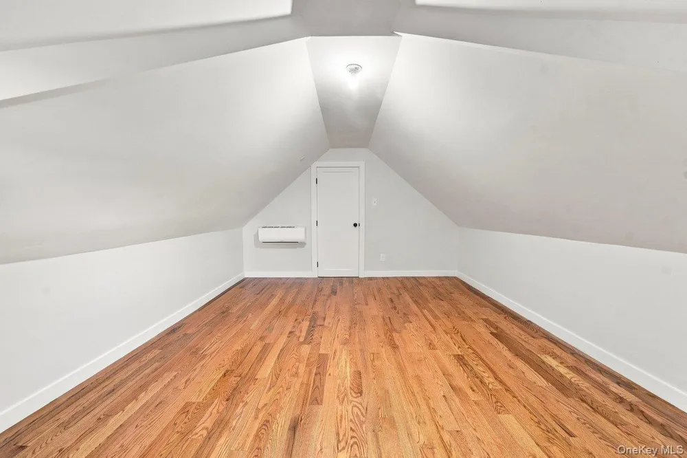 1978 Needham Bronx, NY 10466