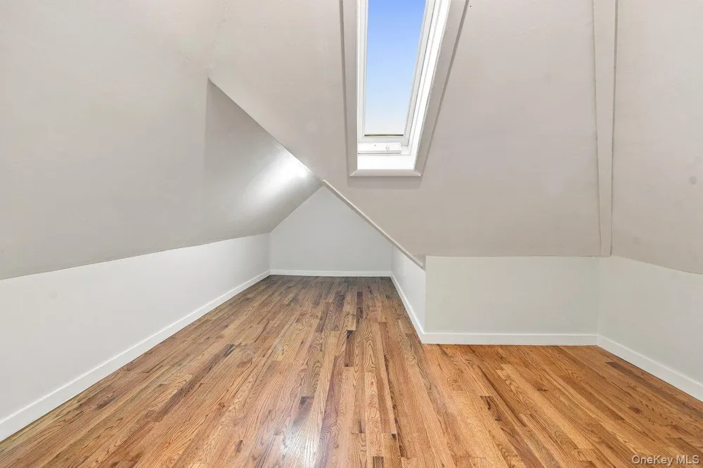 1978 Needham Bronx, NY 10466