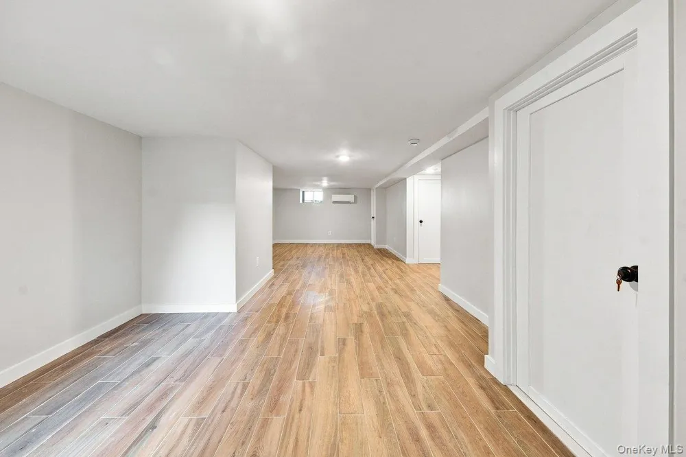 1978 Needham Bronx, NY 10466