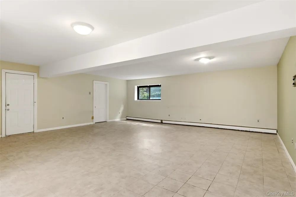 2 Cascade Court Dix Hills, NY 11746