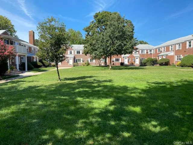 255-15 75th Avenue #G-1 Glen Oaks, NY 11004