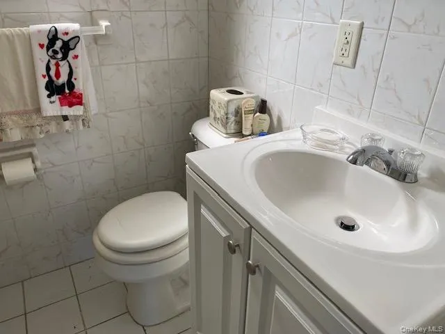 255-15 75th Avenue #G-1 Glen Oaks, NY 11004
