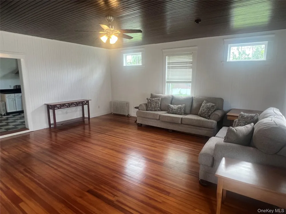 7 Parkway #2 Goshen, NY 10924