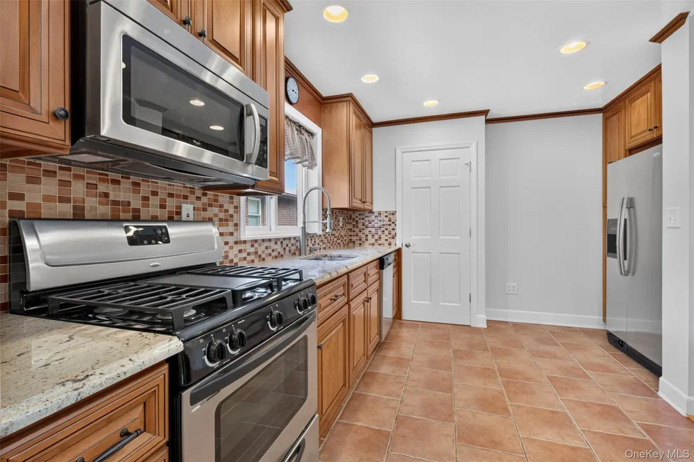 26-15 Clearview Expressway Bayside, NY 11360