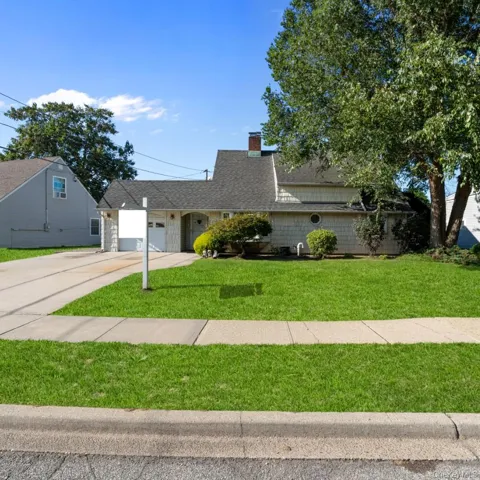 27 Eden Lane