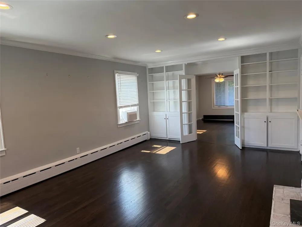 2100 Hillside Avenue Bellmore, NY 11710