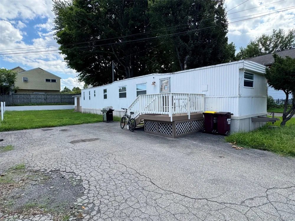 149 Schryver Street Esopus, NY 12429