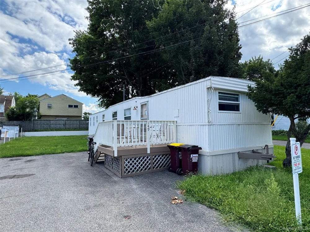 149 Schryver Street Esopus, NY 12429