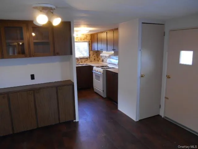 149 Schryver Street Esopus, NY 12429