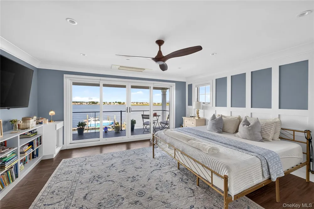 1 North Drive Baldwin Harbor, NY 11510