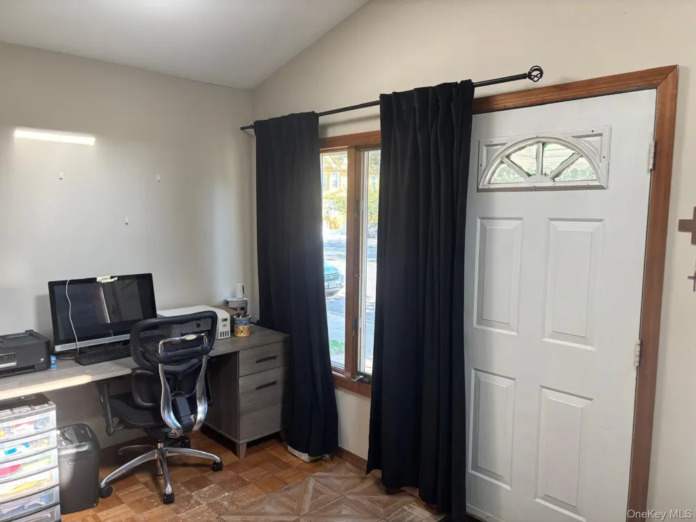 121-13 Hillside Avenue Richmond Hill, NY 11418