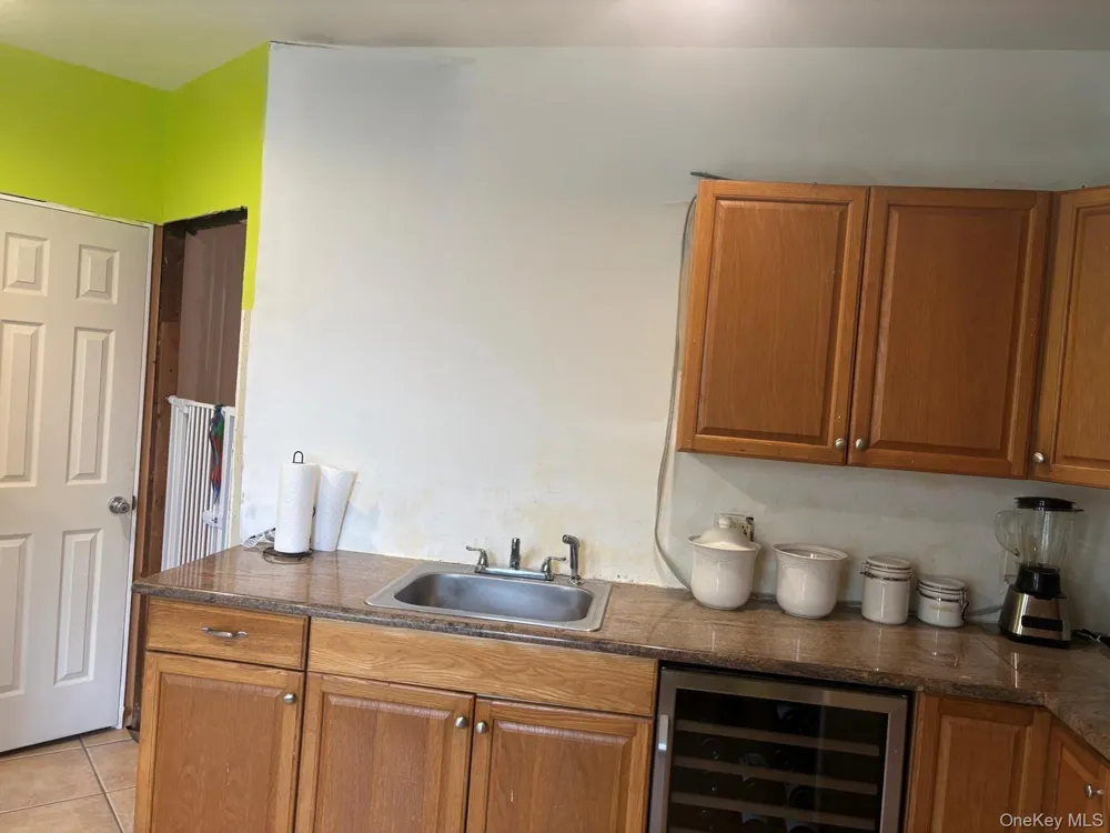 121-13 Hillside Avenue Richmond Hill, NY 11418