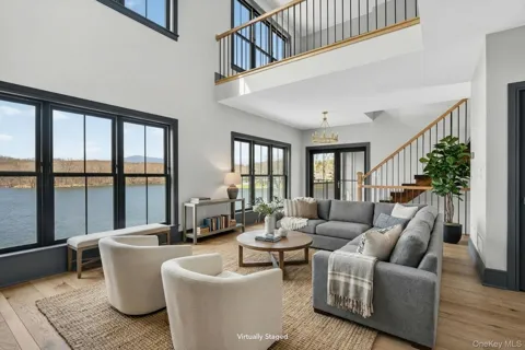 20 Icehouse Drive