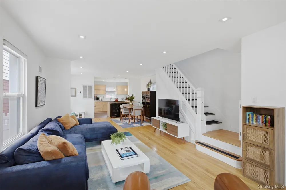 9437 133rd Avenue Ozone Park, NY 11417