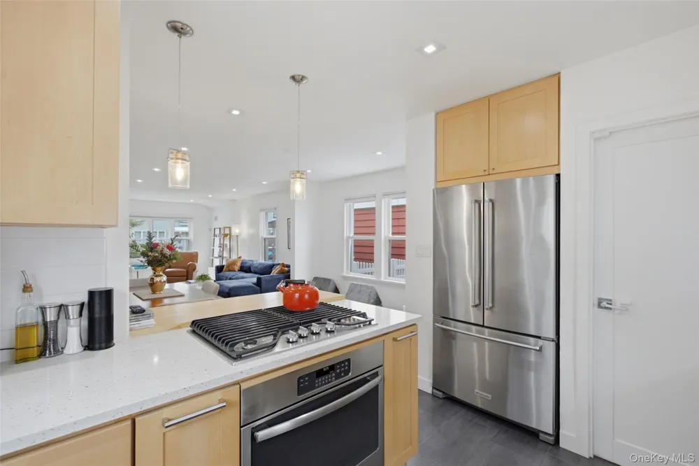 9437 133rd Avenue Ozone Park, NY 11417