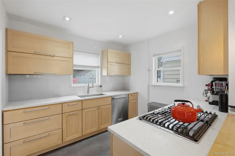 9437 133rd Avenue Ozone Park, NY 11417